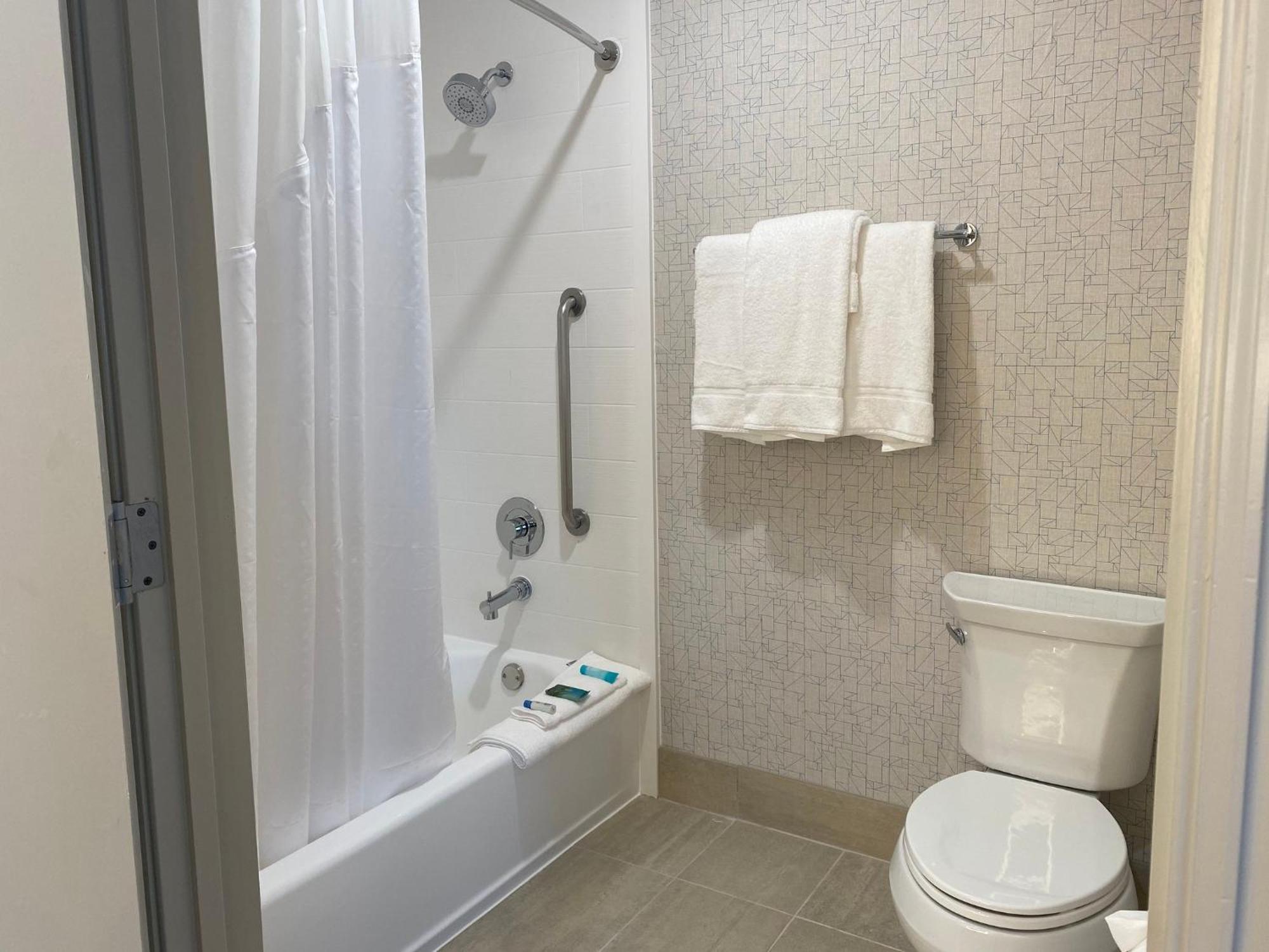 Holiday Inn Express & Suites Mountain View Silicon Valley By Ihg Екстер'єр фото