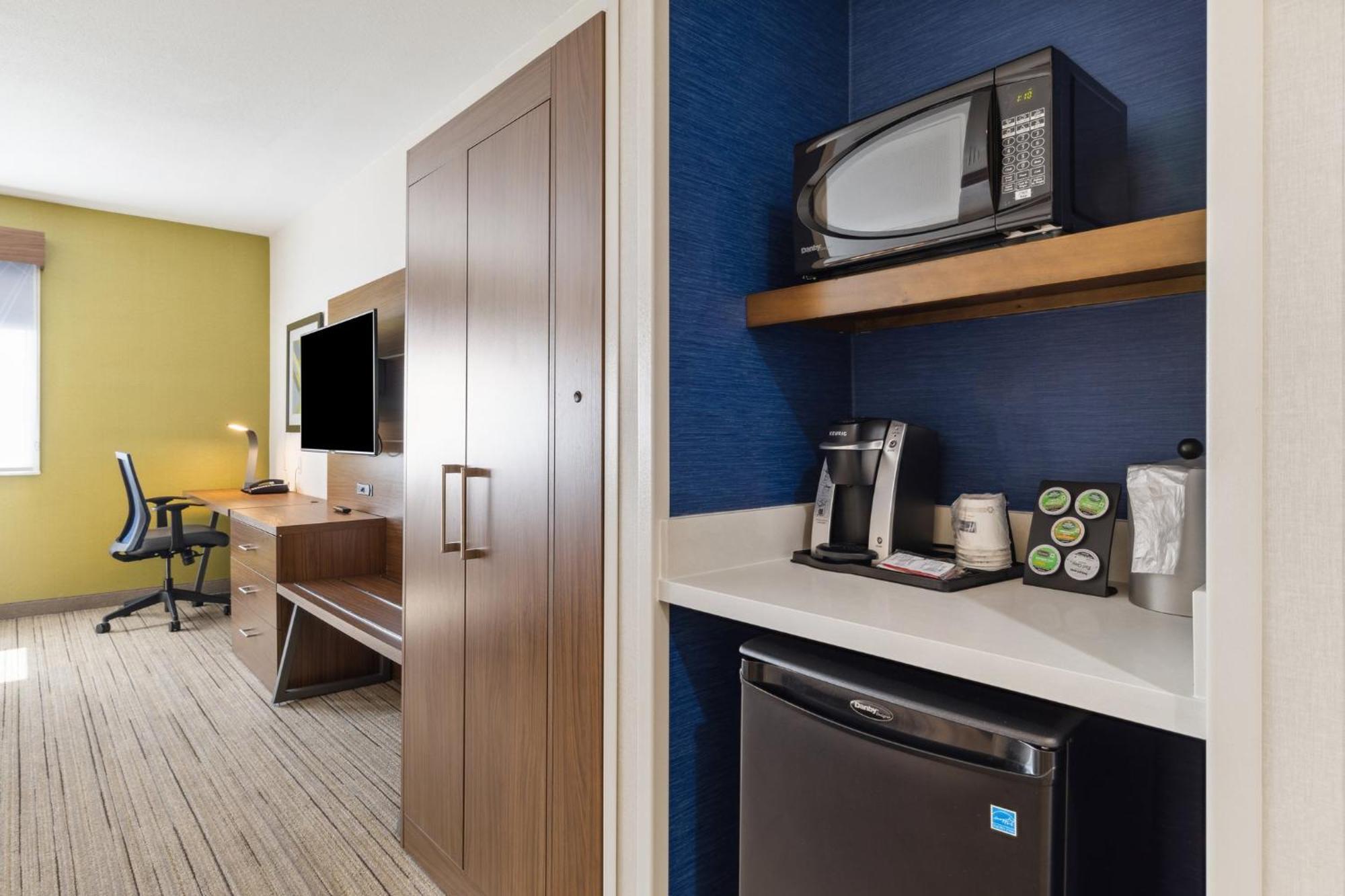 Holiday Inn Express & Suites Mountain View Silicon Valley By Ihg Екстер'єр фото