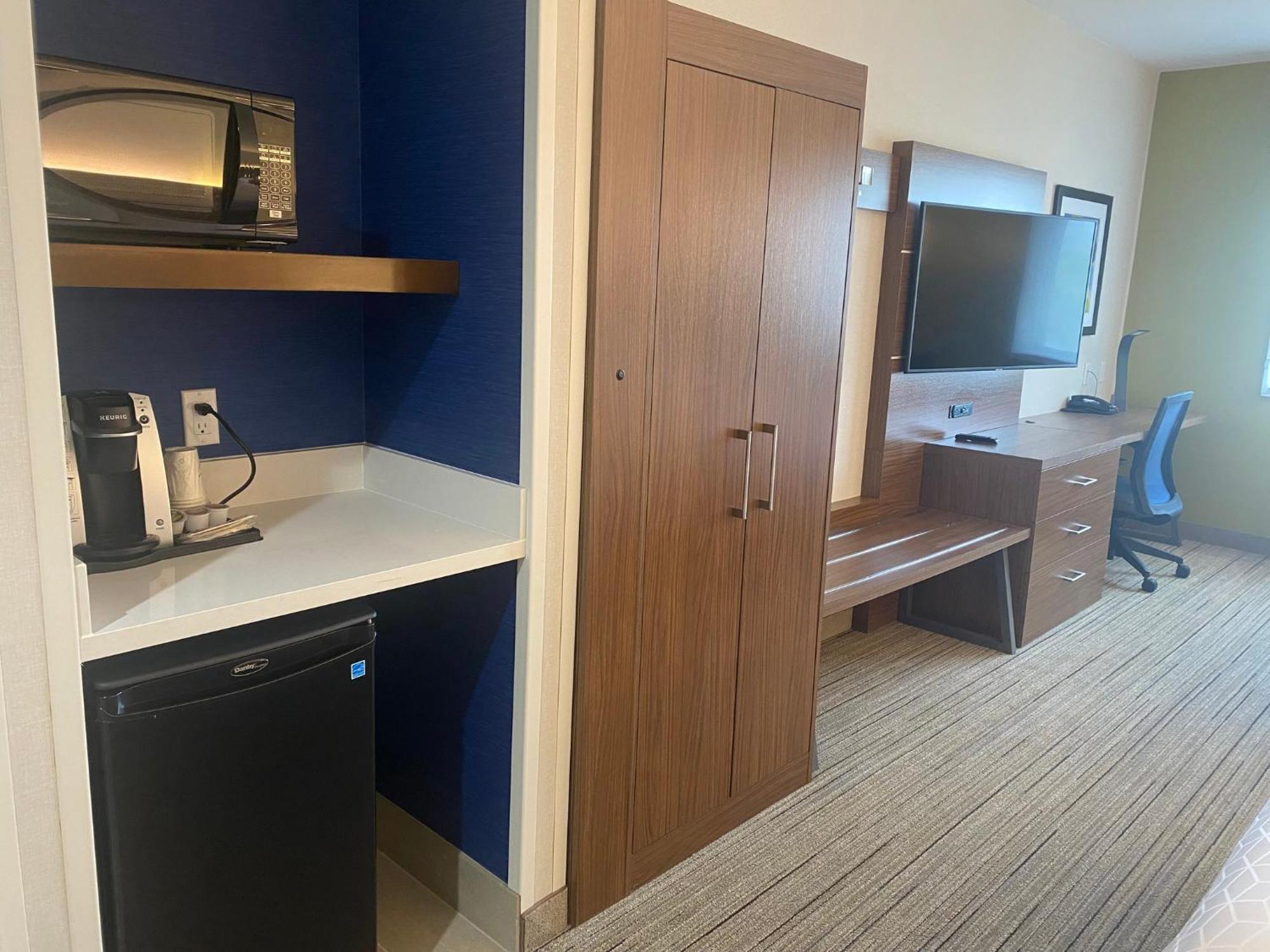 Holiday Inn Express & Suites Mountain View Silicon Valley By Ihg Екстер'єр фото